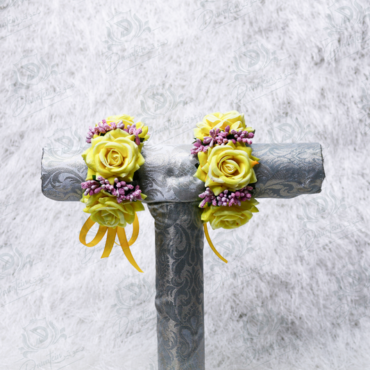 Yellow velvet Gajray